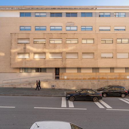 Homely Large Flat - Balcony Guimarães Kültér fotó